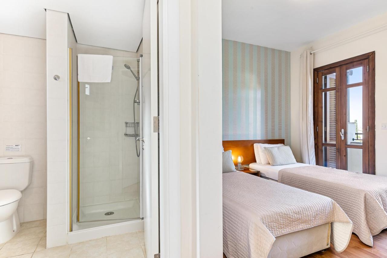 2 Bedroom Apartment Assia With Communal Pool, Aphrodite Hills Resort Kouklia Extérieur photo