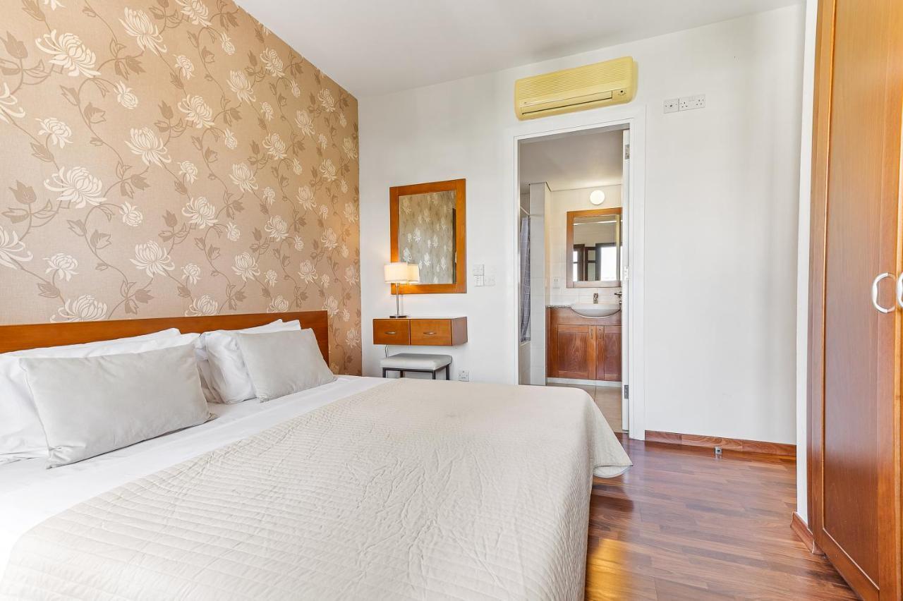 2 Bedroom Apartment Assia With Communal Pool, Aphrodite Hills Resort Kouklia Extérieur photo